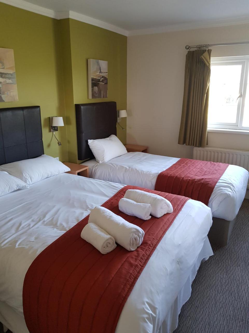 Hotel Rose And Crown Porthcawl Exterior foto